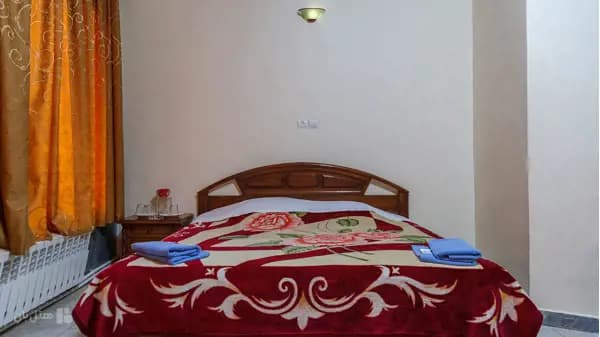 اتاق دوتخته دابل در هتل مروارید تبریز