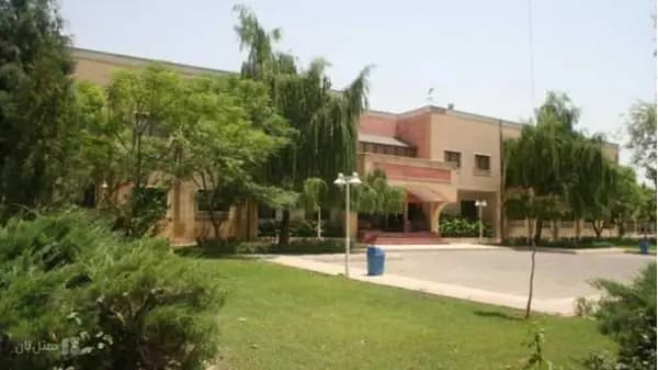 نمای خارجی هتل پژوهش در تهران