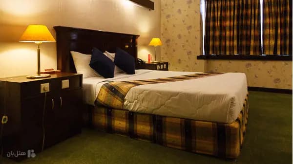 اتاق دو تخته دابل در هتل پارس شیراز