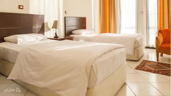 اتاق دو تخته تویین در هتل جام جم کیش