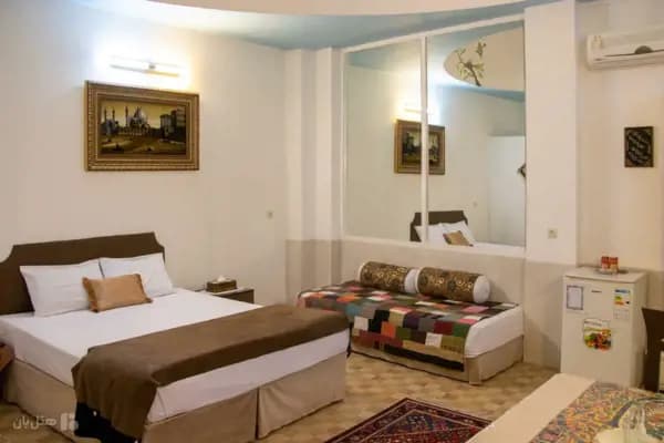 تصویر اتاق سه تخته نهانخانه حیاط سوم اتاق سه تخته نهانخانه در حیاط سوم