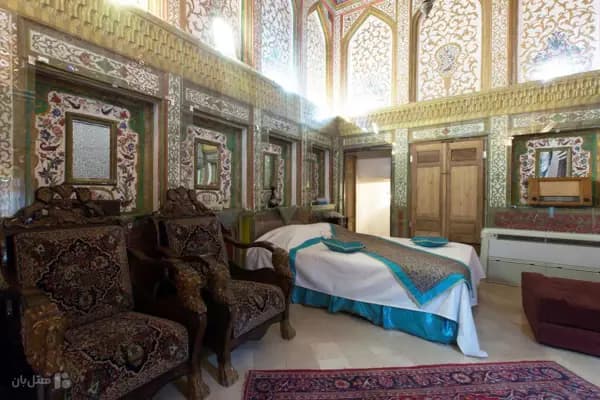 تصویر اتاق دو تخته دابل VIP هتل آنتیک ملک التجار یزد اتاق دو تخته دابل VIP هتل آنتیک ملک التجار یزد