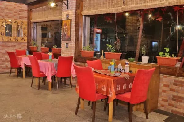 تصویر نمای بیرونی کافی سنتی هتل بزرگ فردوسی نمای بیرونی کافی سنتی هتل بزرگ فردوسی تهران