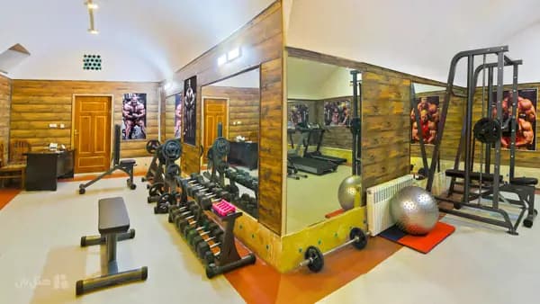 تصویر سالن بدنسازی هتل باغ مشیر الممالک یزد سالن بدنسازی در هتل باغ مشیر الممالک یزد