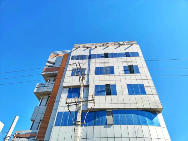 نمای اصلی هتل سما قشم